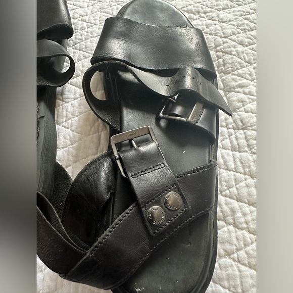 Dr Martens - Picture 13 of 15